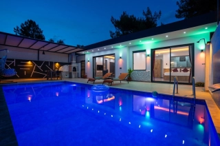 Villa Eyfel Duo, Balayı , Korunaklı, Jakuzi | Kalkan Villa 