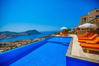 Villa Unlimited | Kalkan Ortaalan’da Deniz Manzaralı Lüks Villa