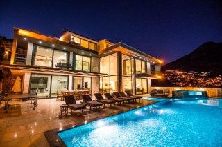 Villa Unlimited Extra, luxury rental villa with seaview