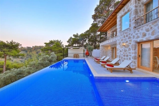 Villa Leon | Secluded Villa with Jacuzzi in Kalkan İslamlar