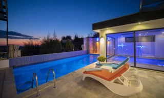 Villa Lera | Luxusvilla mit Innenpool in Üzümlü