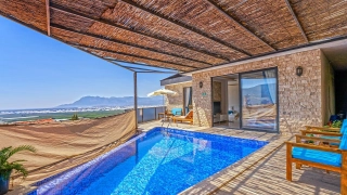 Villa Rock - Balayı Villası, Korunaklı Villa Kiralama