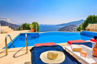 Villa Sereni | Luxusvilla mit Meerblick in Kalkan Kızıltaş