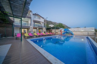 Villa Akça Kalkan Kördere Mevkii 7 bedrooms 14 people
