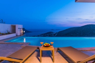 Villa Rima Liva, Kalkan’da 3 Yatak Odalı Muhafazakar | Kalkan Villa