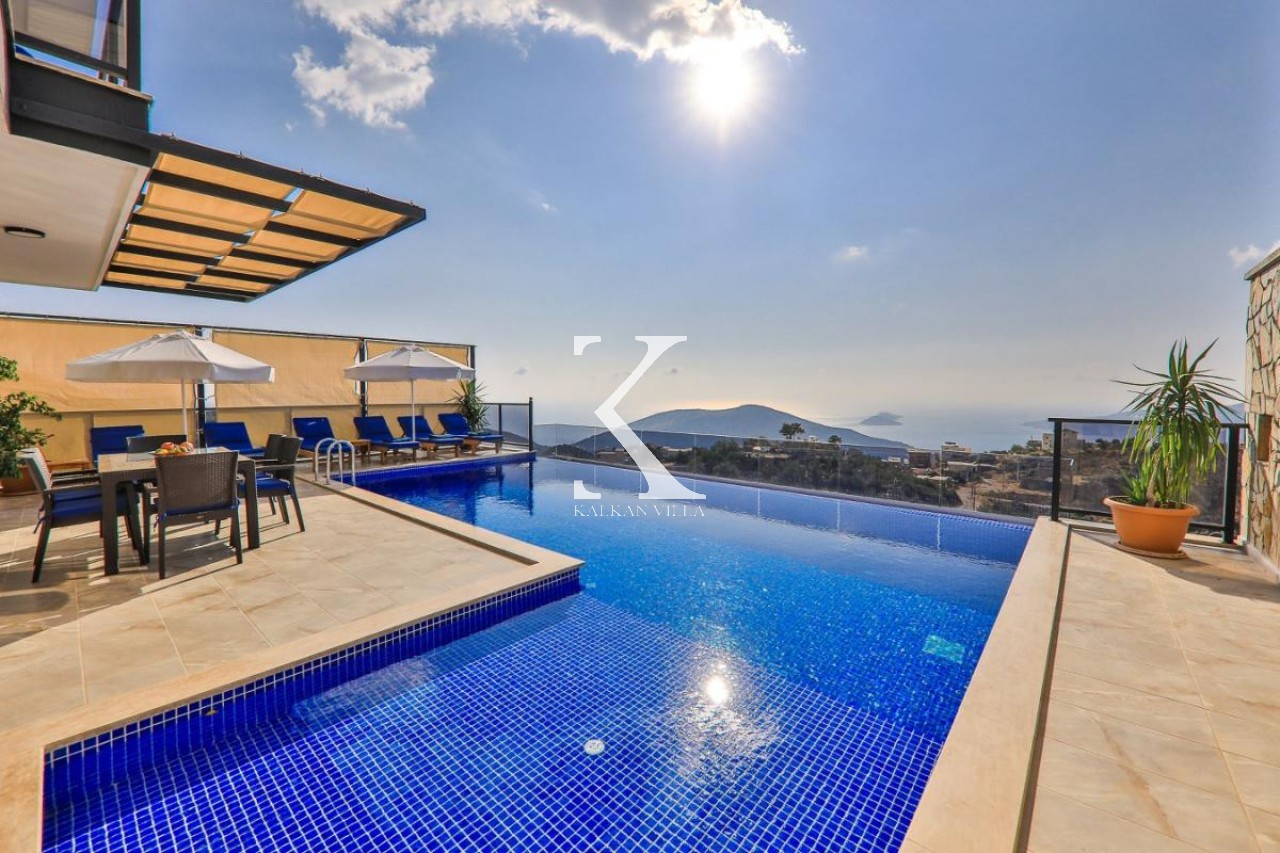 Villa Blue Star