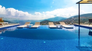 Villa Kahkaha | Kalkan Kızıltaş’ta Lüks Deniz Manzaralı Villa