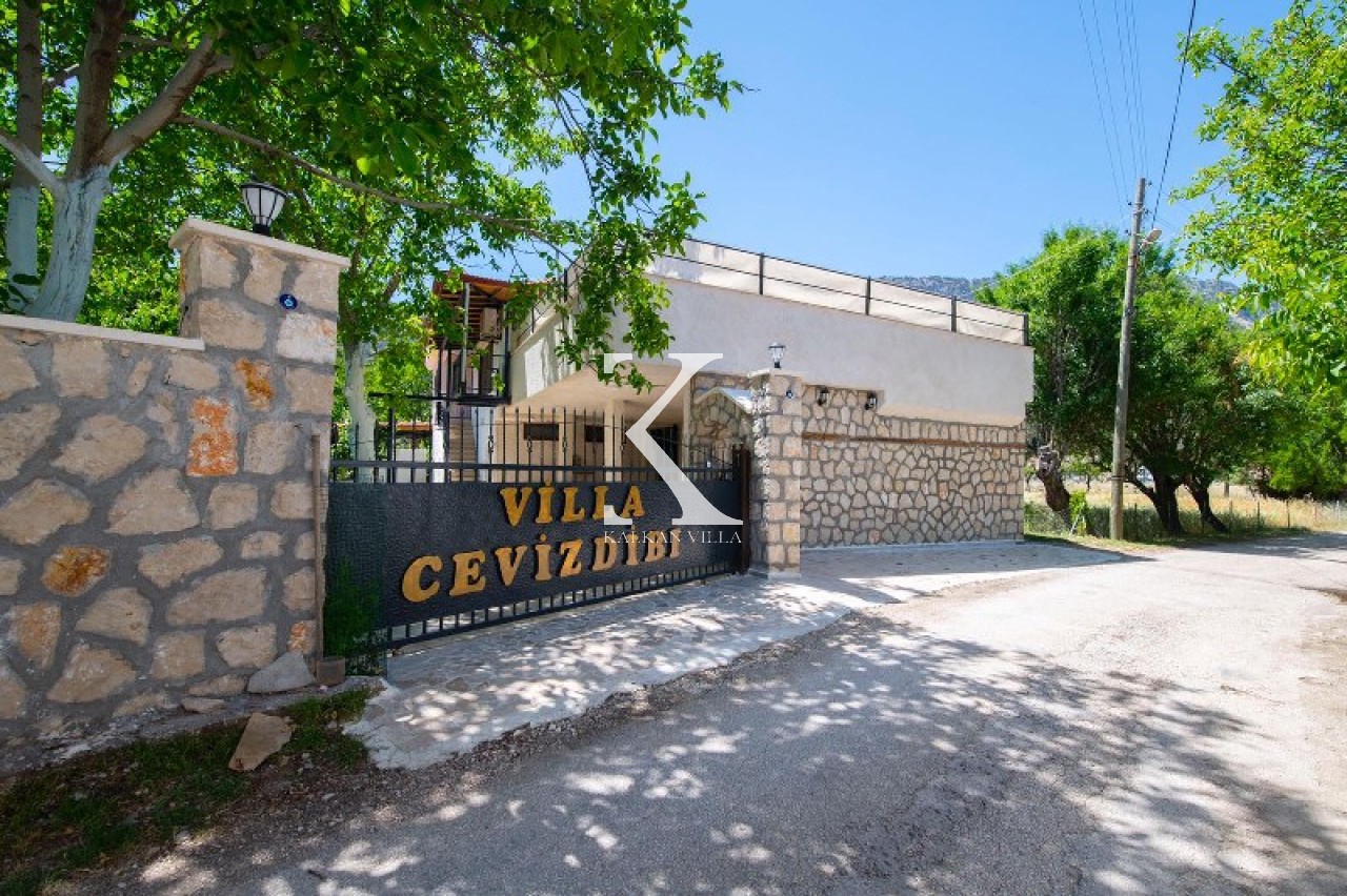 Villa Ceviz