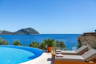 Villa Western | Luxusvilla direkt am Meer in Kalkan Kalamar
